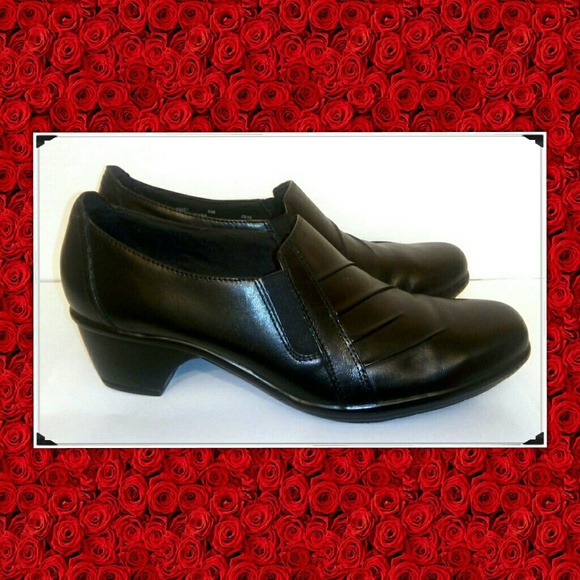 clarks shoes ladies wedges